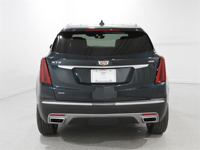 new 2026 Cadillac XT5 car, priced at $60,520