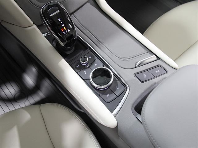 new 2025 Cadillac XT5 car, priced at $59,209