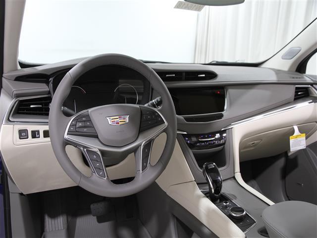new 2025 Cadillac XT5 car, priced at $56,310