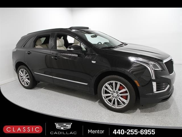 used 2022 Cadillac XT5 car, priced at $37,500