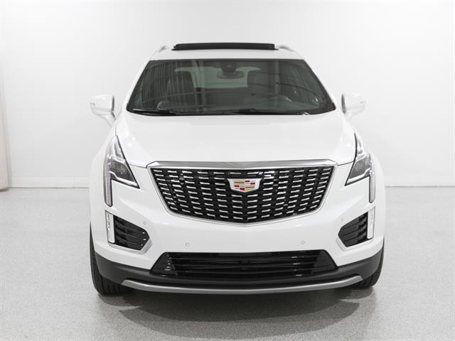new 2025 Cadillac XT5 car, priced at $50,810