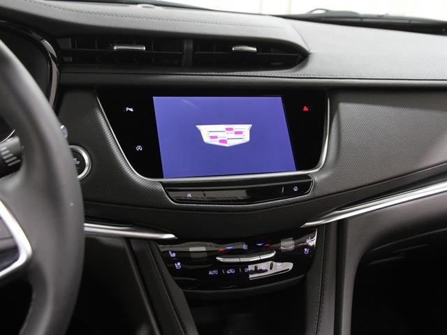 new 2025 Cadillac XT5 car, priced at $50,810