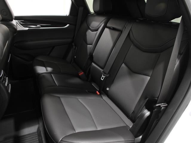 new 2025 Cadillac XT5 car, priced at $50,810