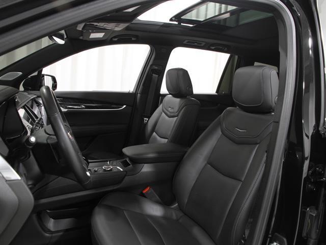 used 2023 Cadillac XT6 car, priced at $42,990