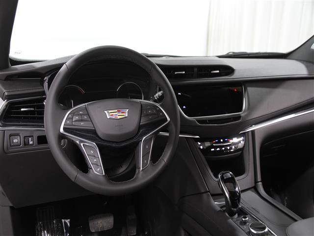 new 2025 Cadillac XT5 car, priced at $57,810