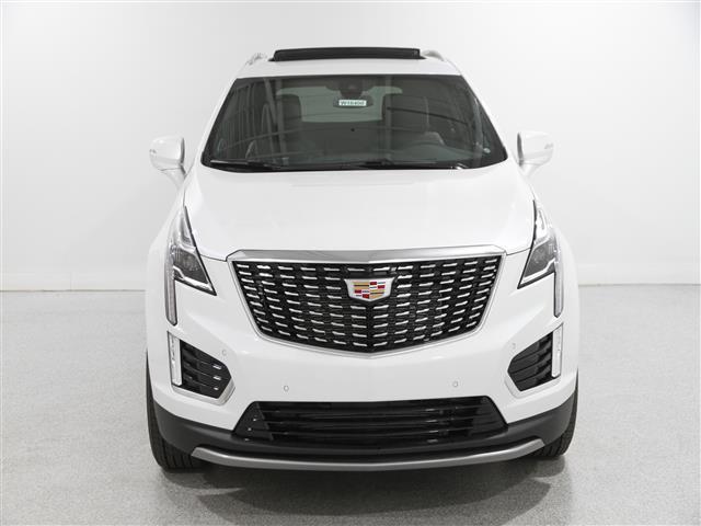 new 2025 Cadillac XT5 car, priced at $57,810