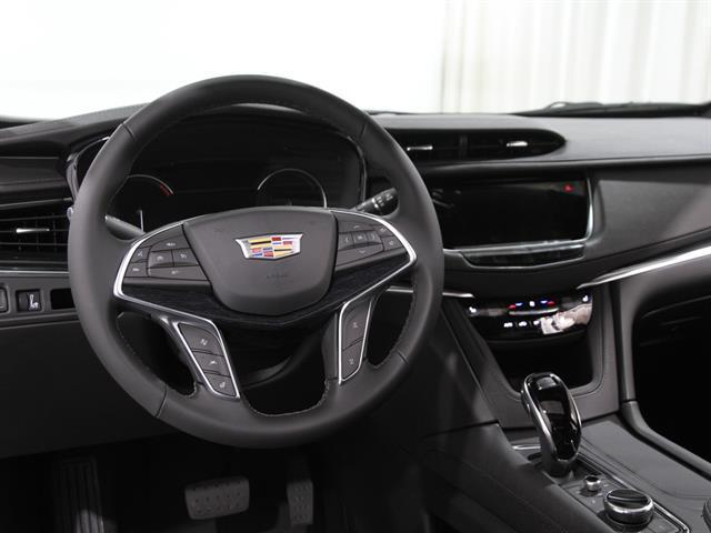 new 2025 Cadillac XT5 car, priced at $55,035