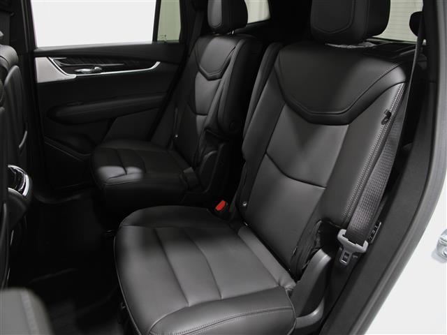 new 2025 Cadillac XT6 car, priced at $64,110
