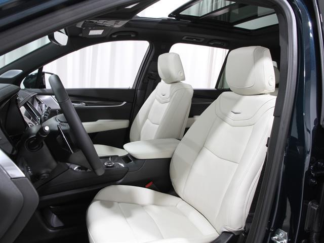 new 2025 Cadillac XT6 car, priced at $63,650