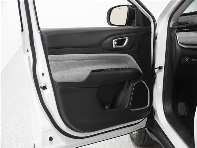used 2022 Jeep Compass car, priced at $20,642