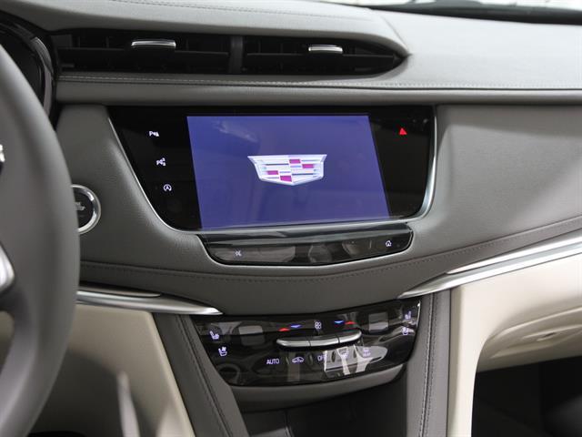 new 2026 Cadillac XT5 car, priced at $60,520