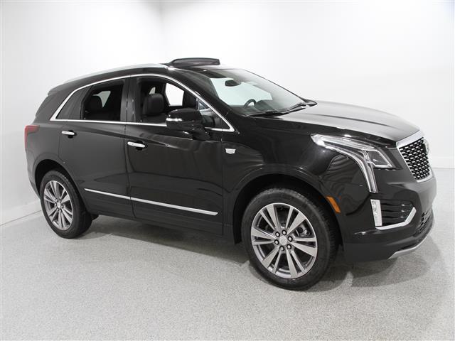 new 2025 Cadillac XT5 car, priced at $50,625