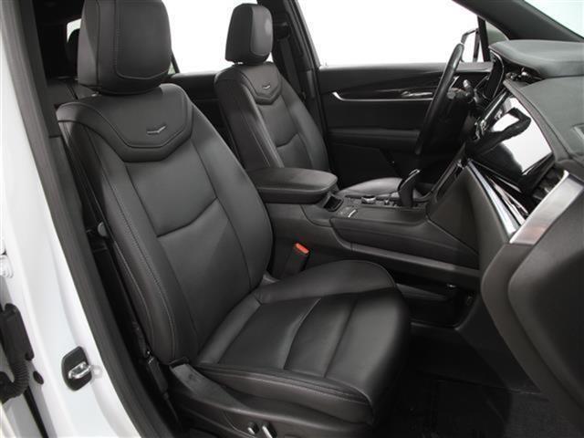 used 2022 Cadillac XT6 car, priced at $43,990