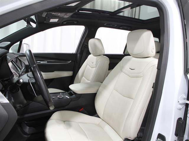 used 2020 Cadillac XT6 car, priced at $25,995