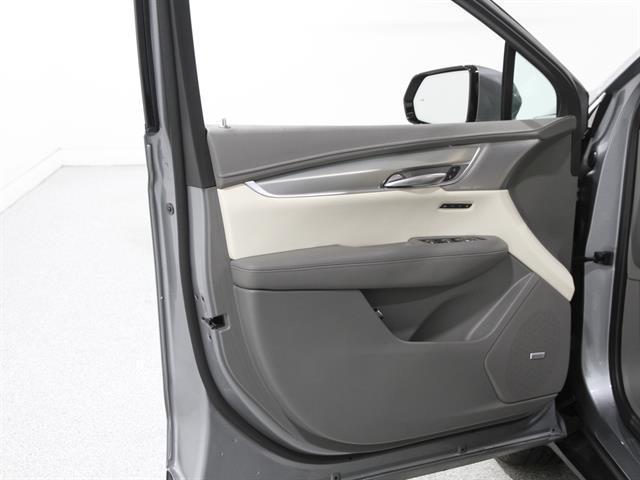 used 2024 Cadillac XT5 car, priced at $36,995