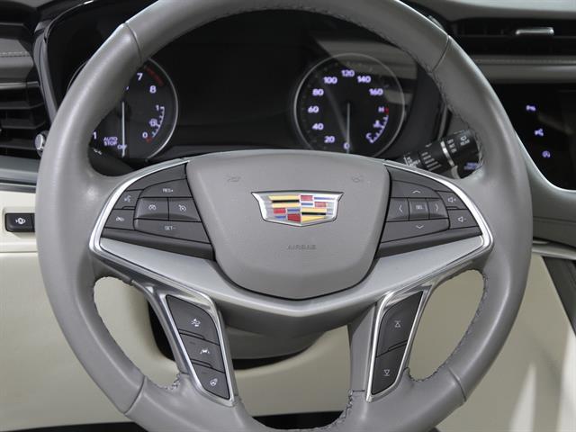used 2024 Cadillac XT5 car, priced at $36,995