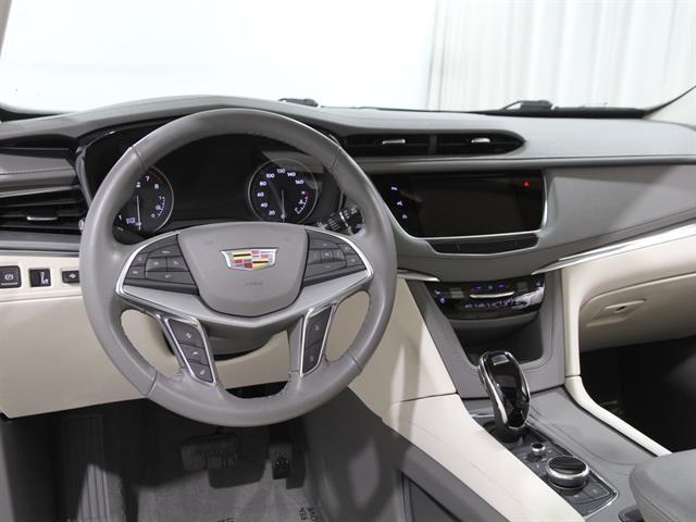 used 2024 Cadillac XT5 car, priced at $36,995