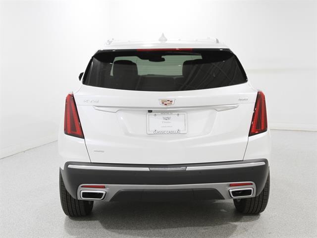new 2025 Cadillac XT5 car, priced at $57,055