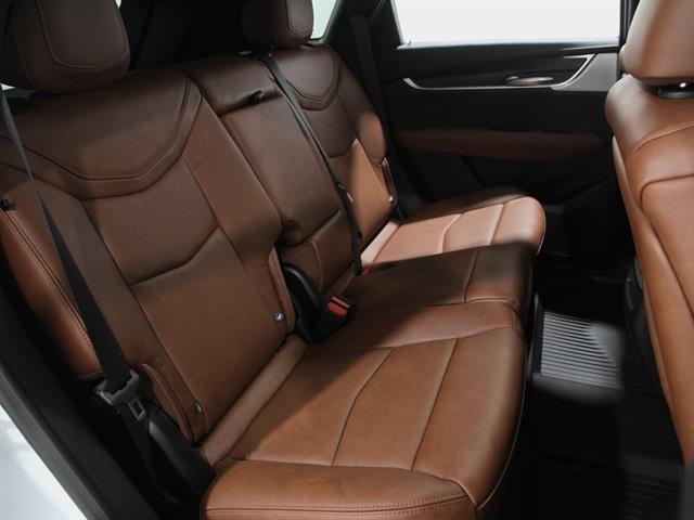 new 2025 Cadillac XT5 car, priced at $57,055