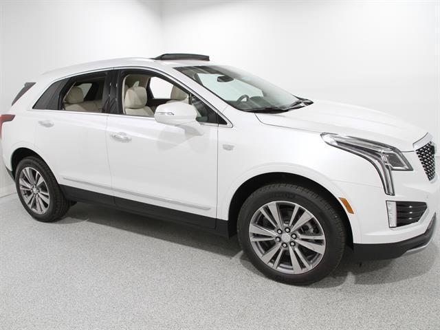 new 2025 Cadillac XT5 car, priced at $54,740