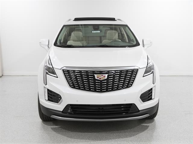 new 2025 Cadillac XT5 car, priced at $54,740