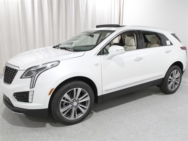 new 2025 Cadillac XT5 car, priced at $54,740