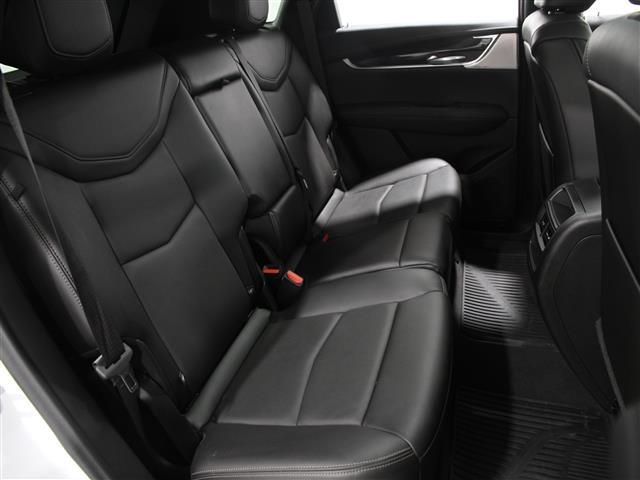 used 2022 Cadillac XT5 car, priced at $37,777