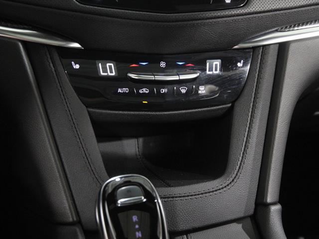 used 2023 Cadillac XT5 car, priced at $36,995