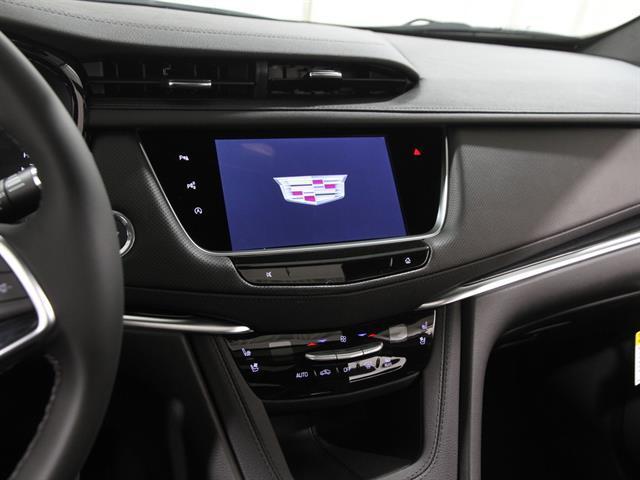 new 2026 Cadillac XT5 car, priced at $60,520