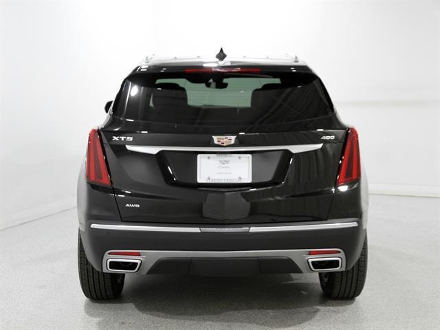 new 2026 Cadillac XT5 car, priced at $60,520