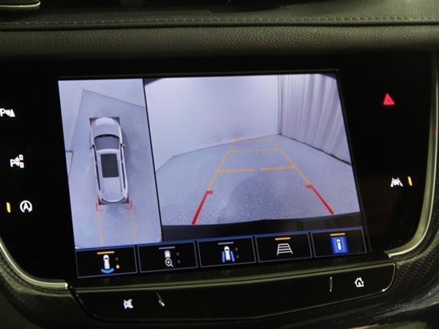 used 2024 Cadillac XT6 car, priced at $51,990