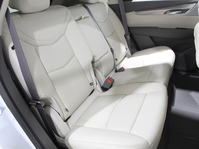 new 2025 Cadillac XT5 car