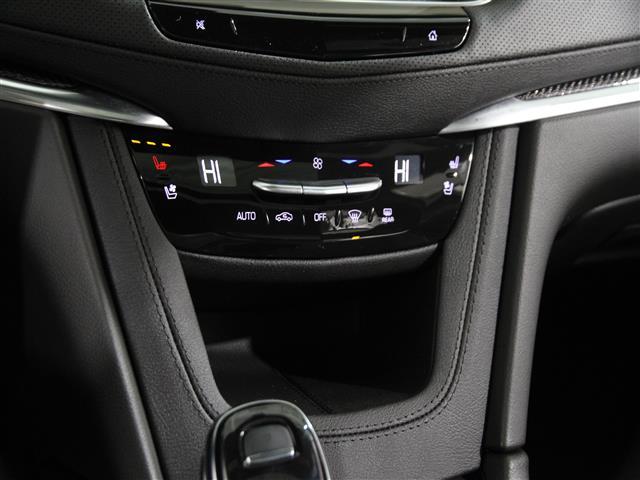 new 2025 Cadillac XT5 car, priced at $58,380
