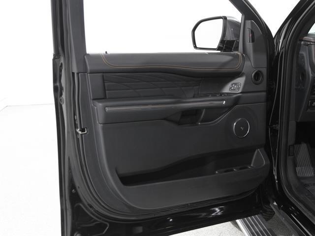 used 2023 Ford Expedition car, priced at $52,995