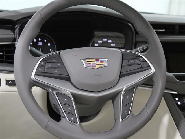new 2025 Cadillac XT5 car, priced at $58,140