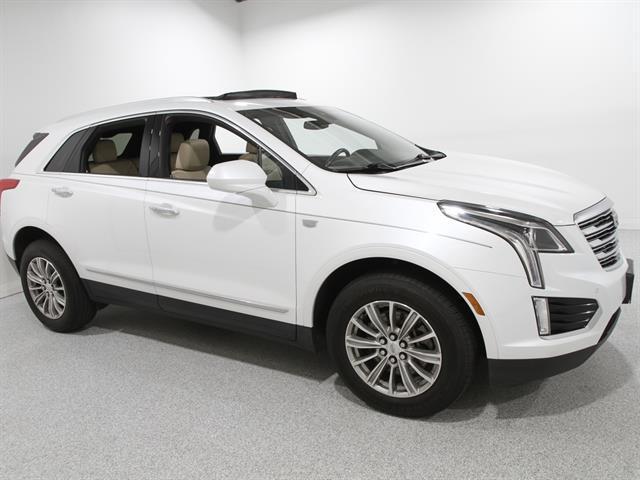 used 2017 Cadillac XT5 car, priced at $17,490