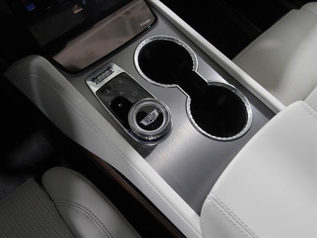 new 2026 Cadillac VISTIQ car, priced at $80,515