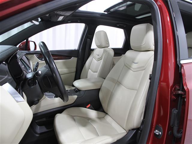used 2019 Cadillac XT5 car, priced at $21,763