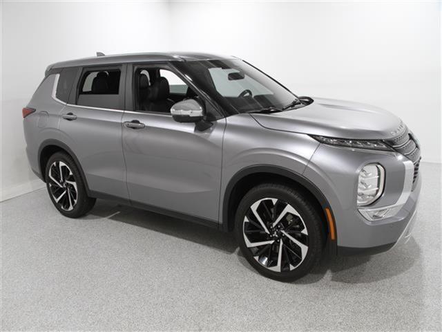 used 2022 Mitsubishi Outlander car, priced at $20,890