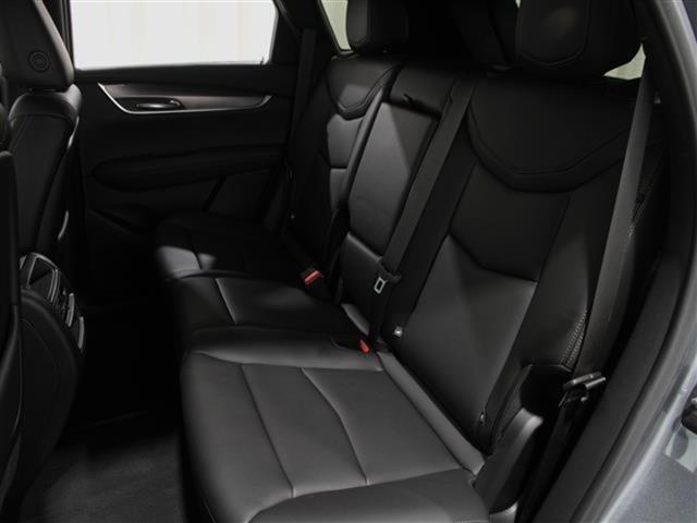 used 2022 Cadillac XT5 car, priced at $32,490