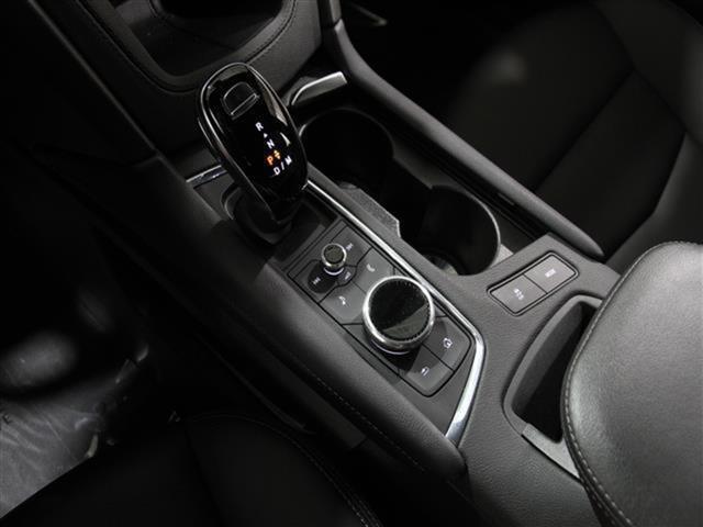 used 2022 Cadillac XT5 car, priced at $32,490