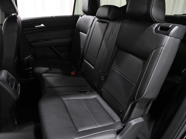 used 2021 Volkswagen Atlas car, priced at $15,899