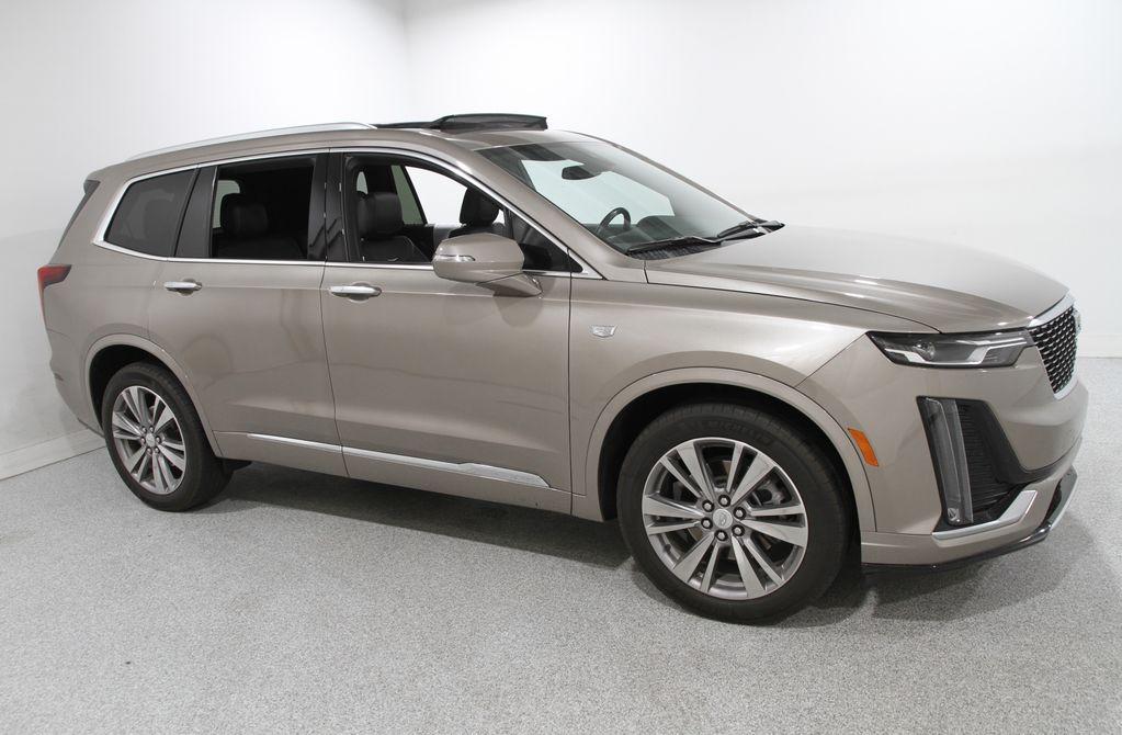 used 2022 Cadillac XT6 car, priced at $35,374