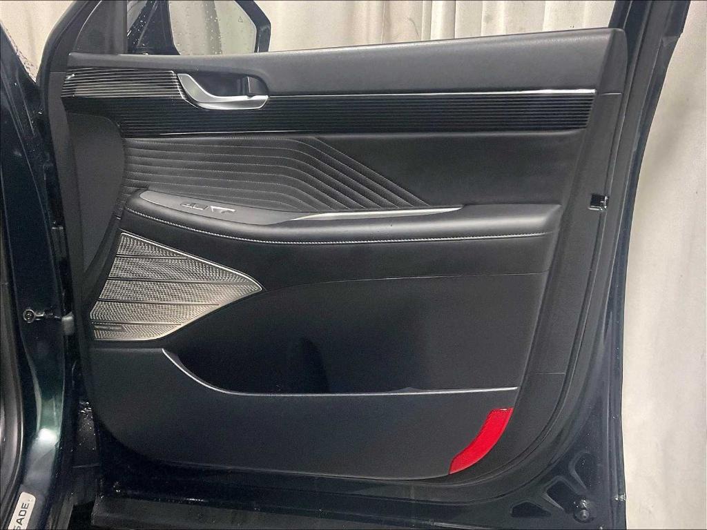 used 2025 Hyundai Palisade car, priced at $44,800