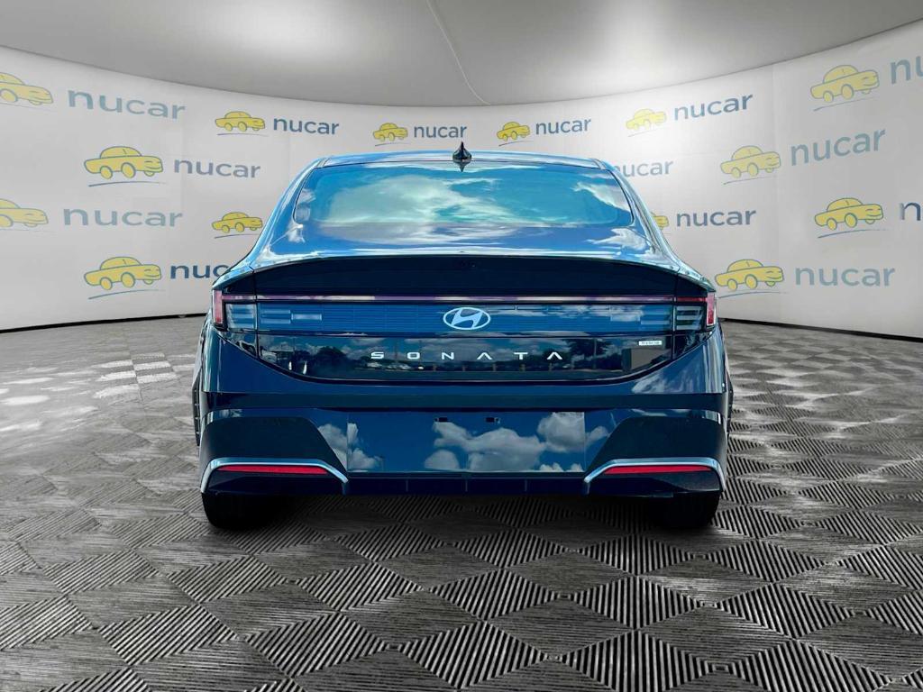 new 2025 Hyundai Sonata Hybrid car, priced at $30,080