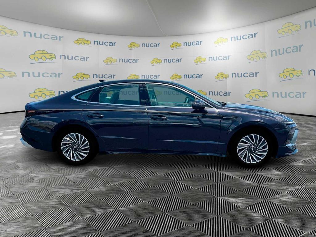 new 2025 Hyundai Sonata Hybrid car, priced at $30,080