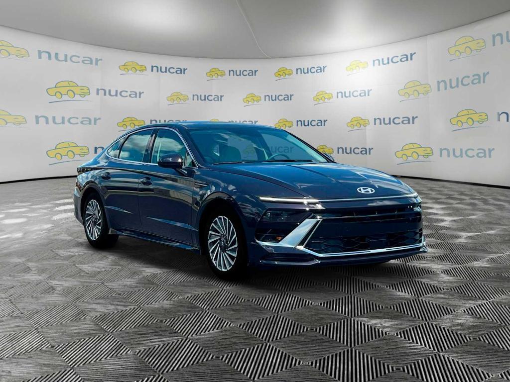new 2025 Hyundai Sonata Hybrid car, priced at $30,080