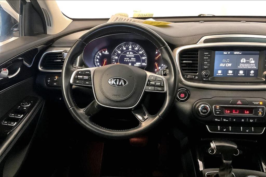 used 2020 Kia Sorento car, priced at $23,400