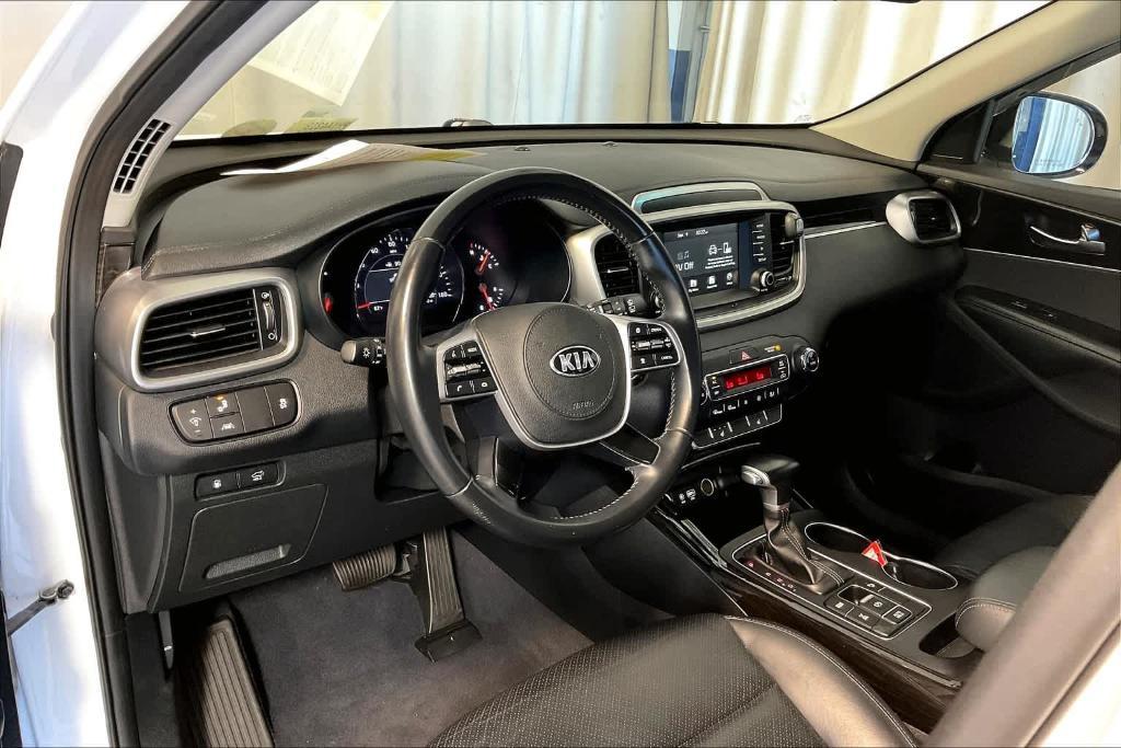 used 2020 Kia Sorento car, priced at $23,400