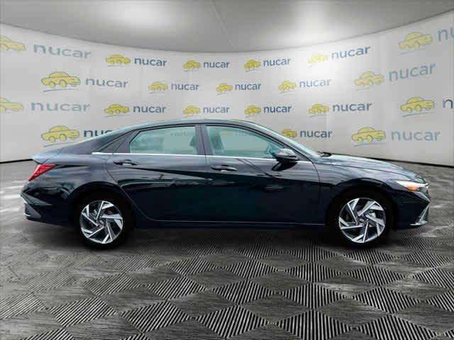 new 2025 Hyundai Elantra car, priced at $26,075